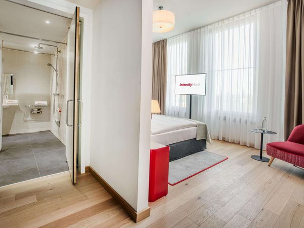 7 Tage außerhalb Hamburgs nächtigen Nur Übernachtung