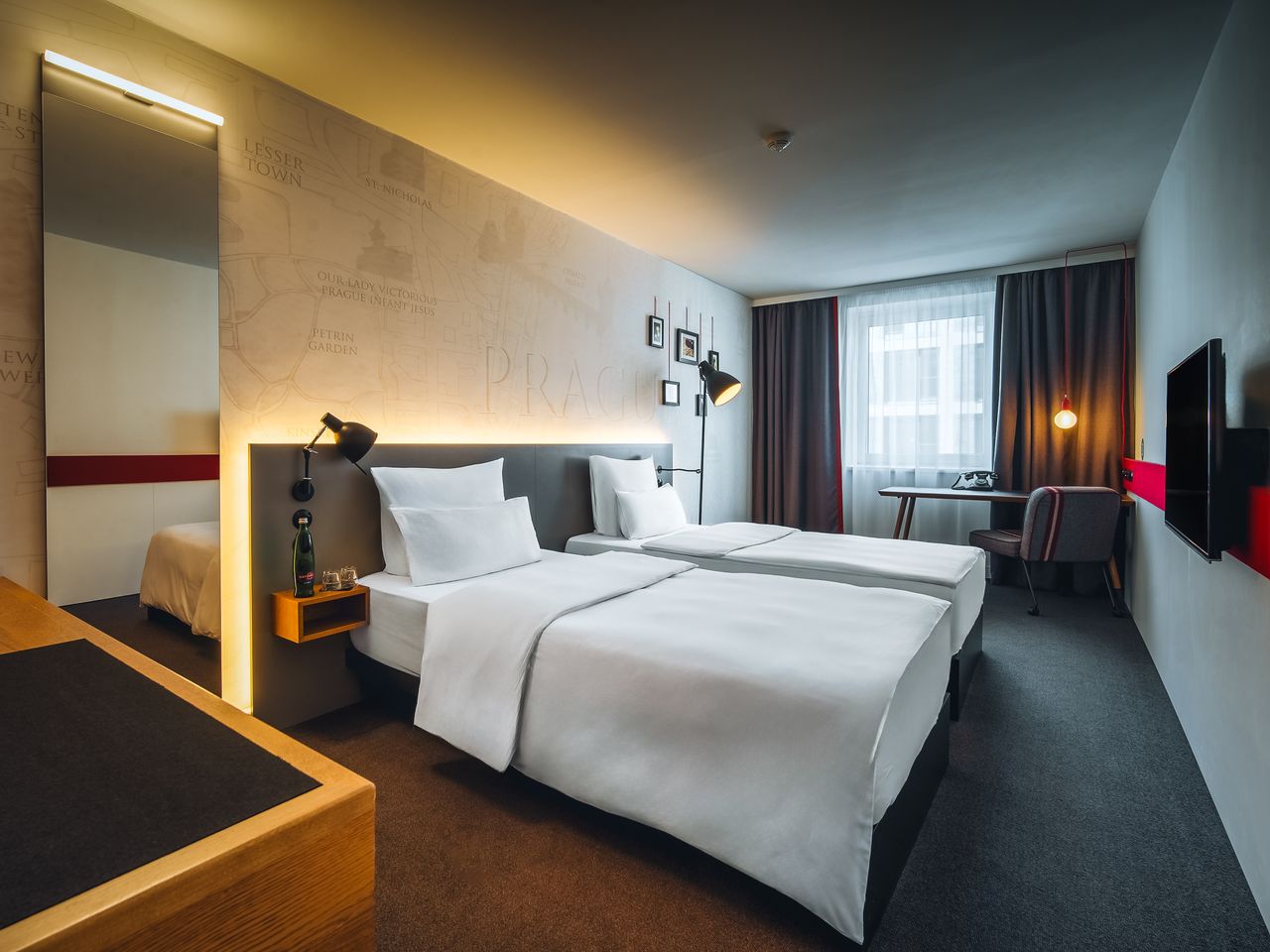 Hotel Pulse8