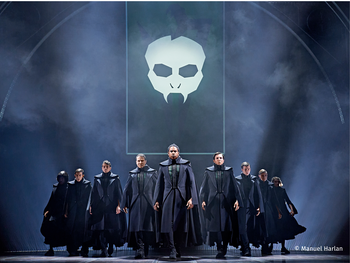 HARRY POTTER magisches Theater mit Hotel