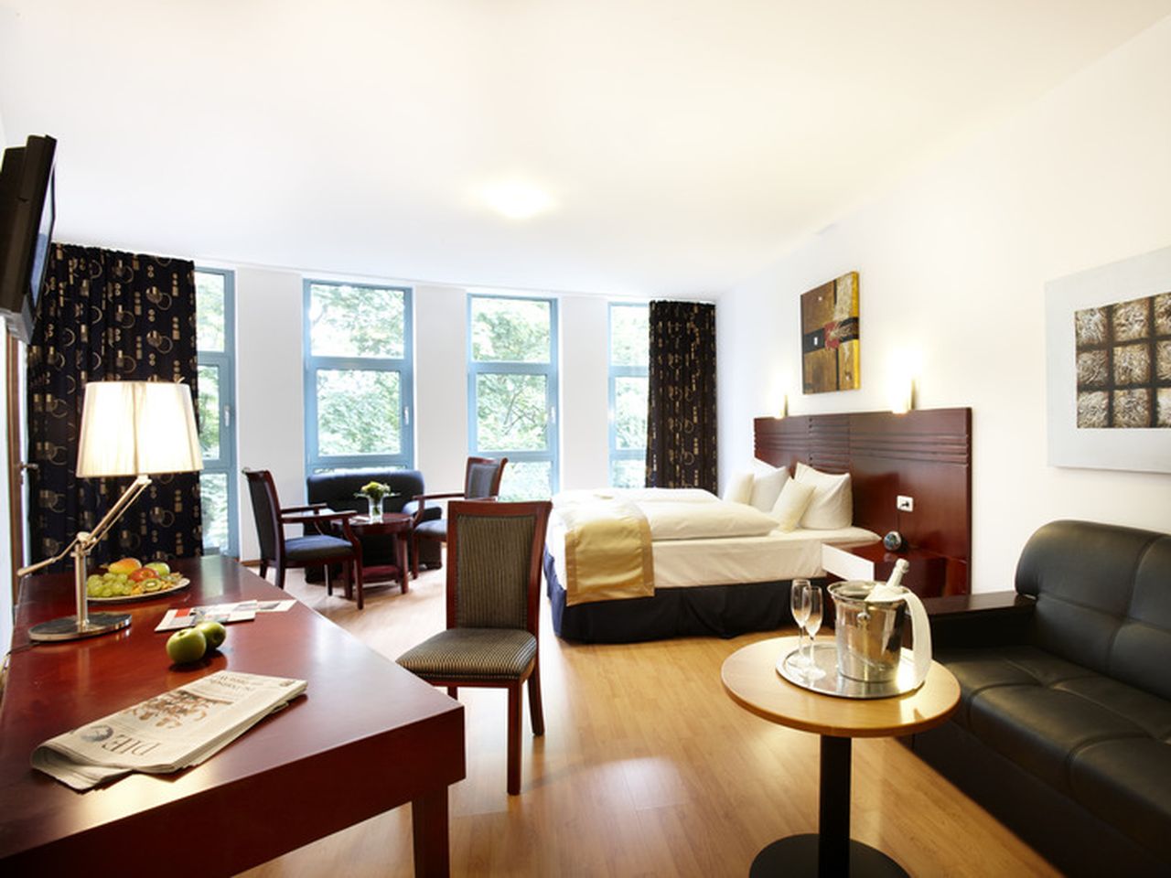 2 Tage im Hotel Kiel by Golden Tulip mit Frühstück