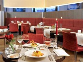 2 Tage mit Frühstück im Hotel Novotel Aachen City