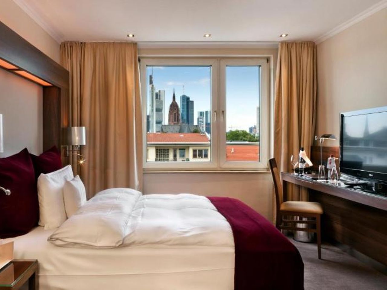 2 Tage mit Frühstück im Flemings Hotel Frankfurt