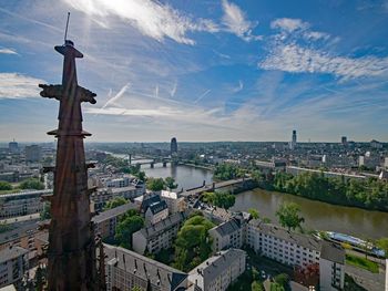 Frankfurter Skyline: Last Minute am Main - 2 Tage