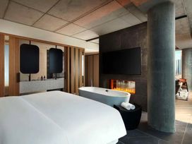 2 Tage Frankfurt erkunden im NH Collection Frankfurt Spin Tower mit Frühstück