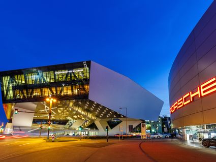 Auto-Stadt Stuttgart -  5 Tage