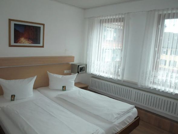 Einzelzimmer STANDARD