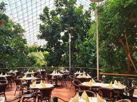 Auszeit 2 Tage mit Frühstück im Eventhotel Pyramide