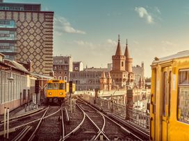 BUBBLE PLANET Berlin mit Tickets und Hotel