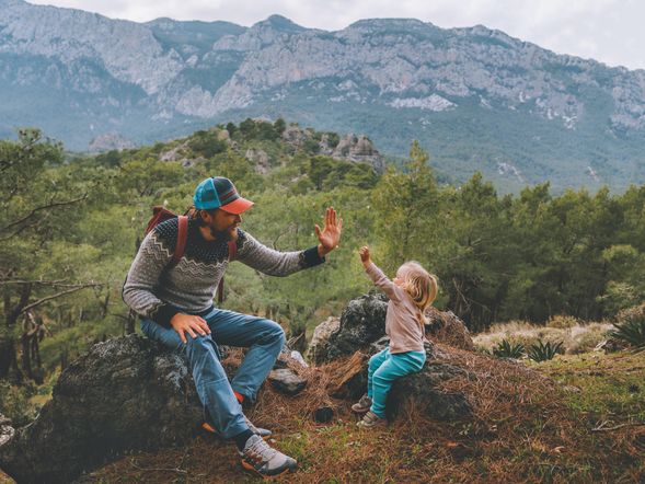 6 Tage Familienurlaub mit Pool im Appartement in den Tiroler Bergen