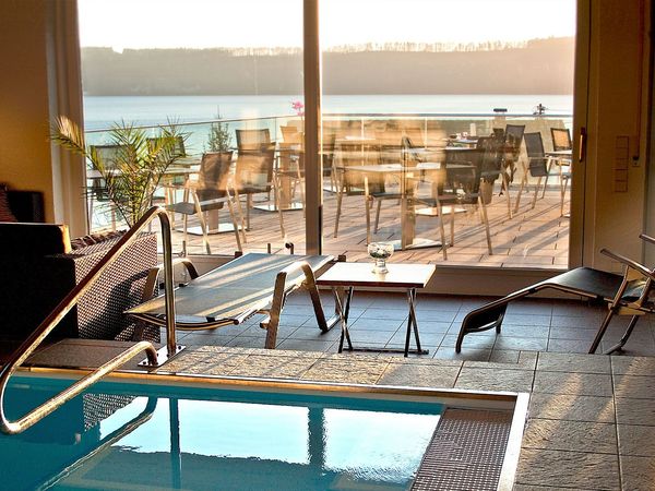 Winterspecial! 3 Tage Bodensee 4 Sterne Hotel / Pool – Lupinenhotel Bodensee in Sipplingen inkl. Frühstück