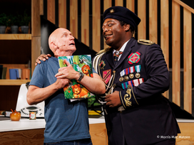 Der 50 Dollar Diktator mit Ticket und Hotel