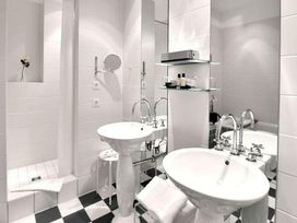 6 Tage mit Frühstück im Privathotel Lindtner Hamburg
