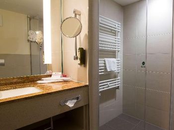 9 Tage im Best Western Plus Bremerhaven mit Frühstück