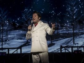 ELVIS - Das Musical in Berlin mit Ticket und Hotel