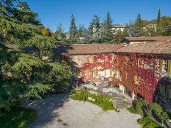 Herbst-Trekking mit italienischen Seepanorama