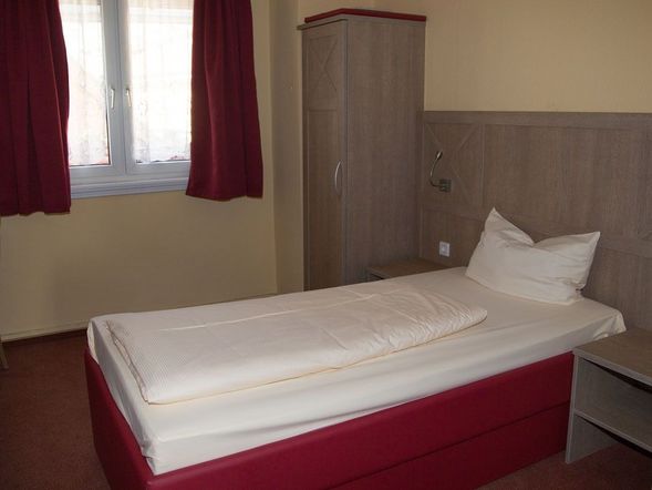 Doppelzimmer mit getrennten Betten