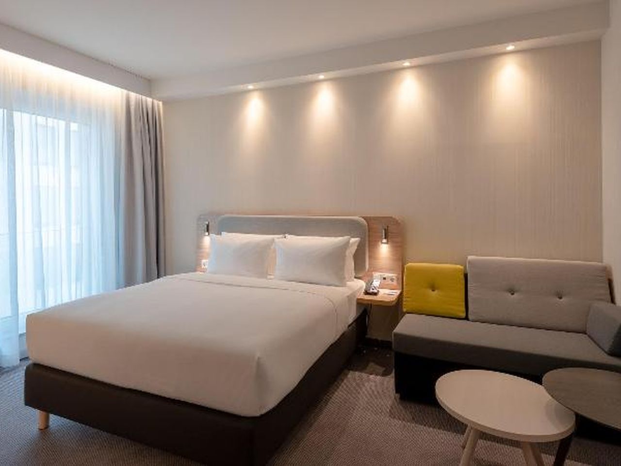 2 Tage mit Frühstück im Holiday Inn Express Munich