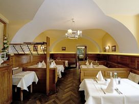 Wohnen im Schloss Halbturn - 3 Tage mit HP