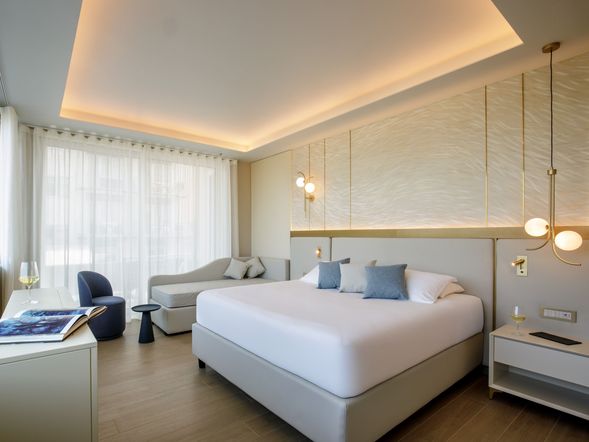 Junior Suite with Panoramic View