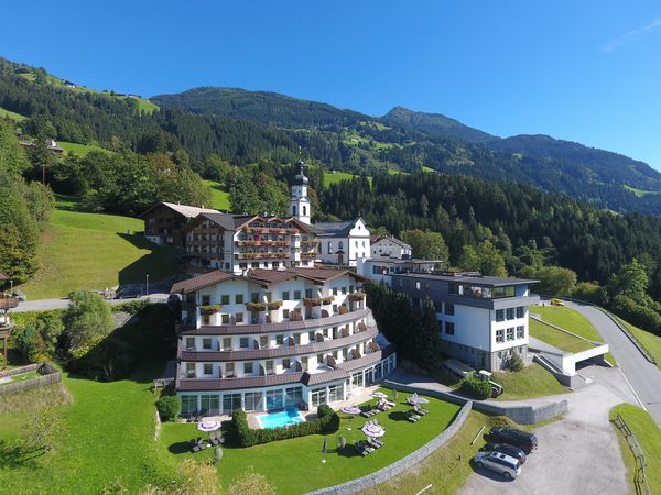 8 Tage im Ferienhotel Hoppet mit AI in Hart im Zillertal, Tirol inkl. All Inclusive