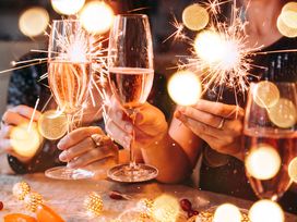 Silvesterspecial - Glanzvolles Jahresende