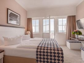 Wasser, Sonne & Strand im Hotel Strandschlosschen