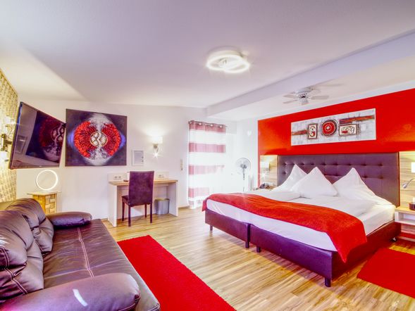 Verwöhn-Suite in toller Lage, mit Whirlwanne