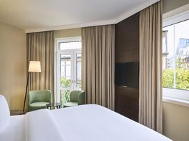 4 Tage mit Frühstück im NH Düsseldorf Königsallee