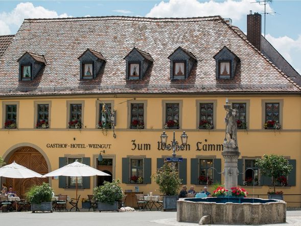 Hotel zum Weißen Lamm & Weingut