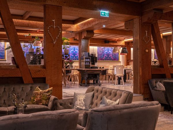 8 Tage Tiroler Bergidylle – 7 Nächte mit Verwöhnpension Berghotel Basur in Flirsch inkl. Halbpension