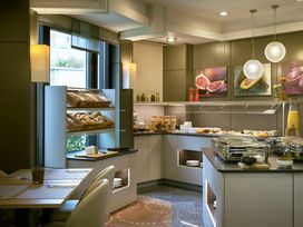 2 Tage Kurzurlaub mit Frühstück im Leonardo Hotel Munich City North