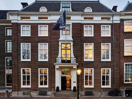 2 Tage Kurzurlaub mit Frühstück im Staybridge Suites the Hague - Parliament