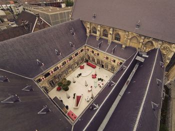 3 Tage im ehemaligen Kruisheren-Kloster übernachten