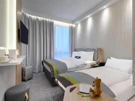 2 Tage mit Frühstück im Holiday Inn Regensburg