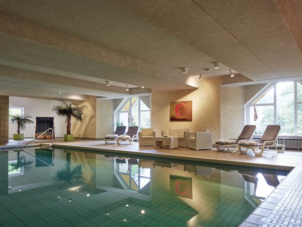 3 Tage Yoga an den Externsteinen Waldhotel Bärenstein in Horn-Bad Meinberg, Nordrhein-Westfalen inkl. Halbpension