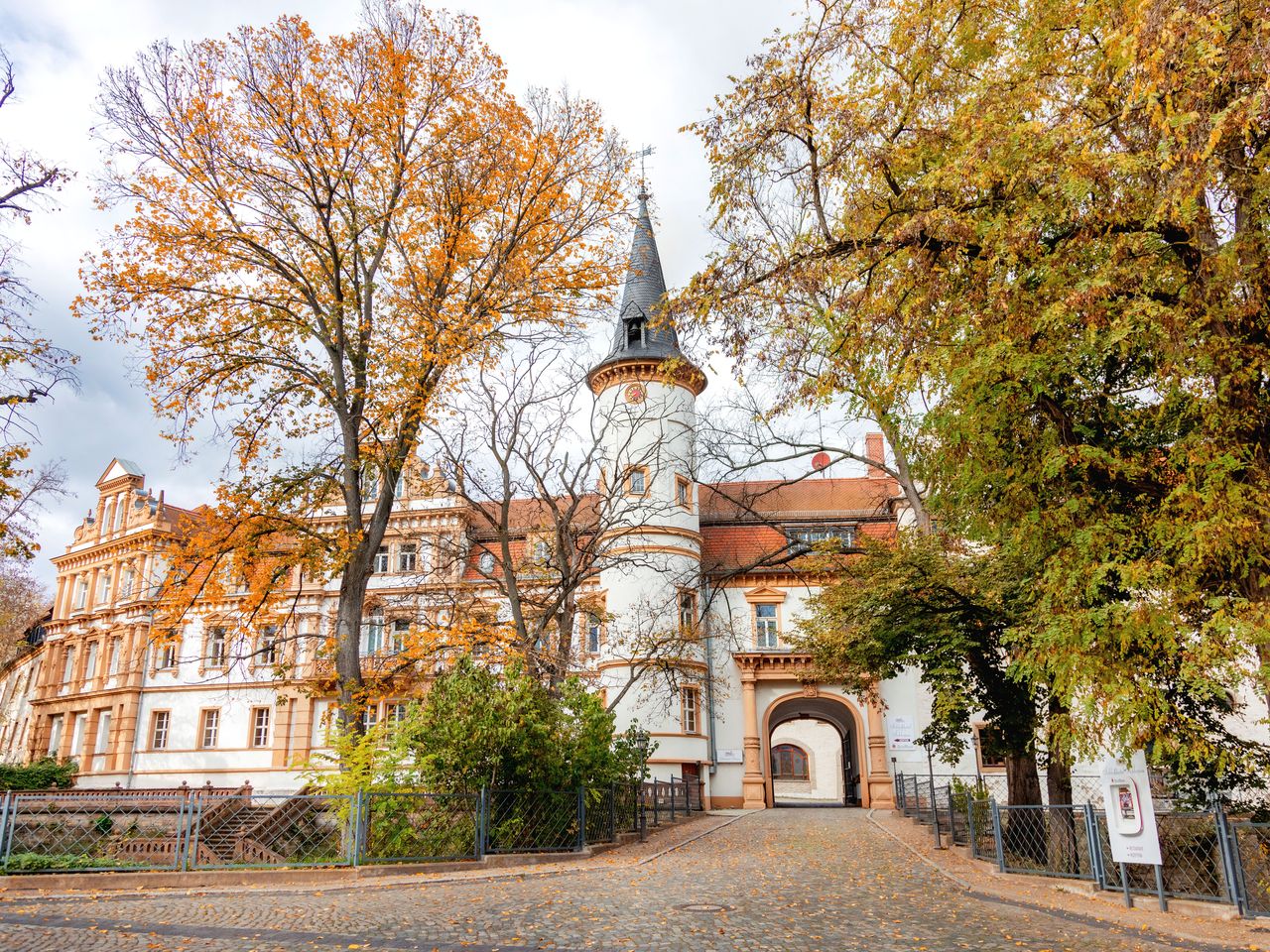 Eine romantische Nacht - Verliebt im Schloss