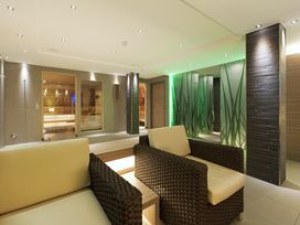 Urlaub an der Streif - 5 Tage im Aktivhotel Schweizerhof mit HP