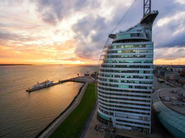 2 Tage im Herzen von Bremerhaven Atlantic Hotel Sail City, Bremen