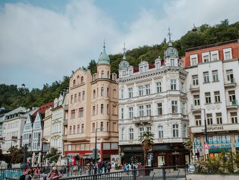 Urlaub in Karlsbad: Stadtführung und Thermalbad