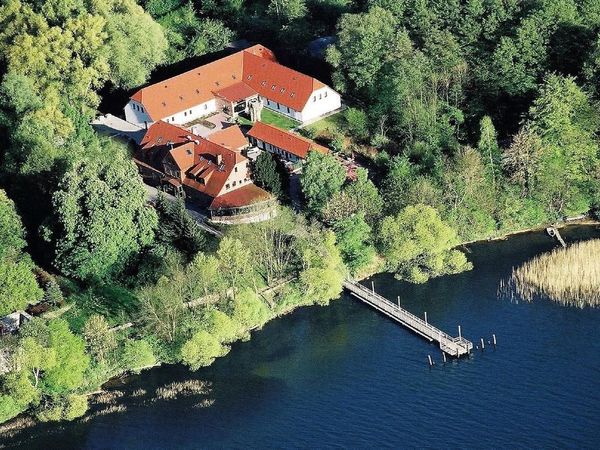 3 Tage Weihnachtszauber am See in Klein Nemerow, Mecklenburg-Vorpommern inkl. Halbpension