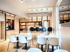 2 Tage im B&B Hotel Rostock City-West mit Frühstück