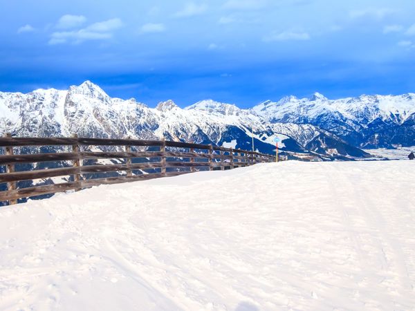 say hello. to the happYellow. 7 Tage in Saalbach, Salzburg inkl. Frühstück