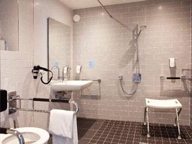 3 Tage mit Frühstück im Holiday Inn Express Ringsheim