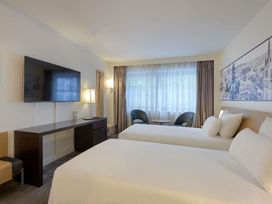 2 Tage mit Frühstück im Hotel Novotel Aachen City