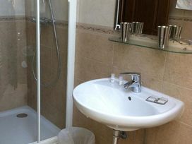 4 Tage am Badesee mit Frühstück im Hotel Alex