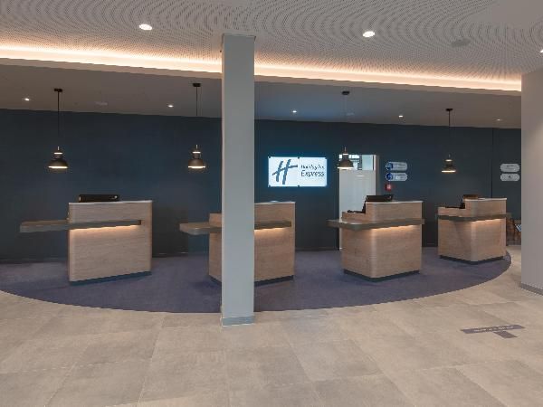 3 Tage mit Frühstück im Holiday Inn Express Munich in München, Bayern inkl. Frühstück