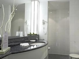 Hansestadt erkunden im Steigenberger Hotel Hamburg