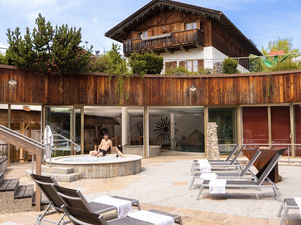 6 Tage Pineta. Natur. Nichts müssen – 5 Nächte Luxus& Genuss in Predaia, Trentino-Südtirol inkl. Halbpension Plus