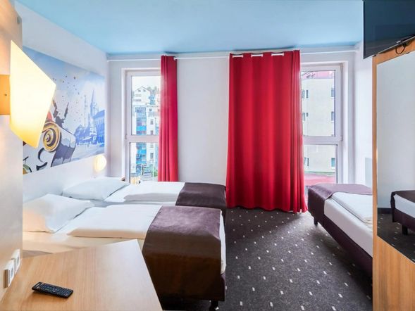 Dreibettzimmer