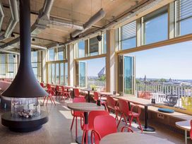 6 Tage im stylischen 25hours Hotel The Circle in Köln